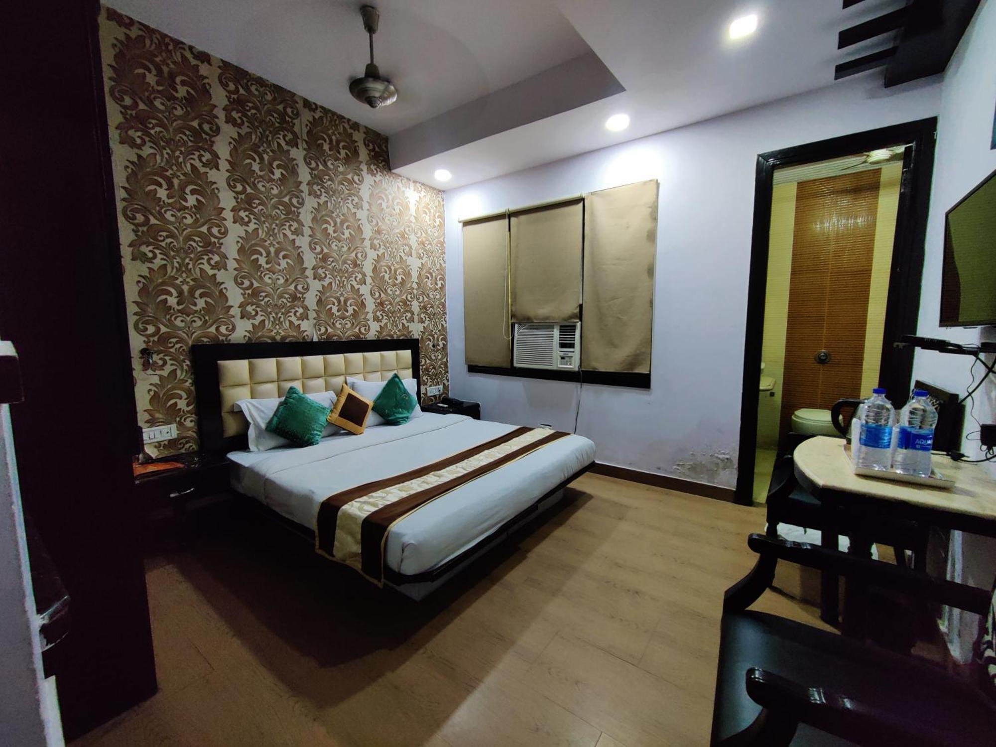 Hotel Asko International-Karol Bagh Дели Экстерьер фото